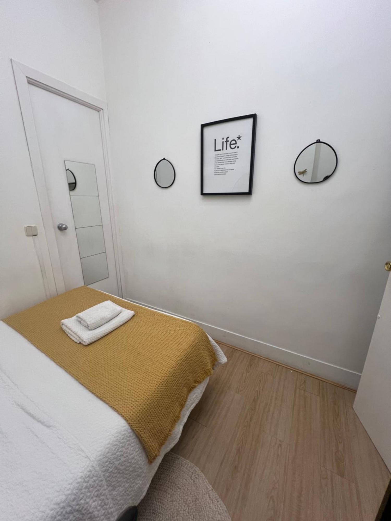 Urban Rooms Fuencarral มาดริด ภายนอก รูปภาพ