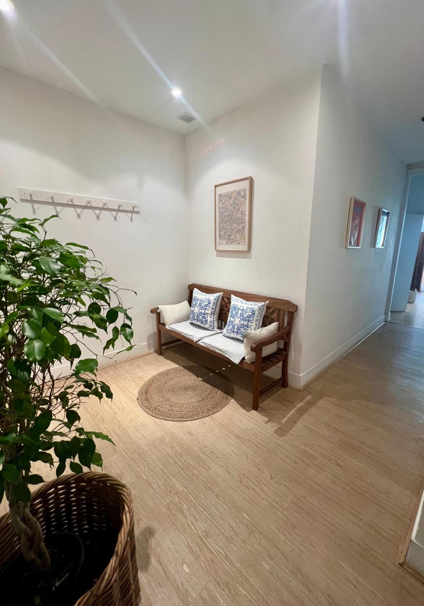 Urban Rooms Fuencarral มาดริด ภายนอก รูปภาพ